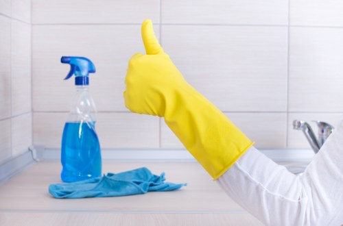 Reviewing a carpet cleaning complaint with detailed notes